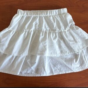 Chic White Tiered A-Line Skirt